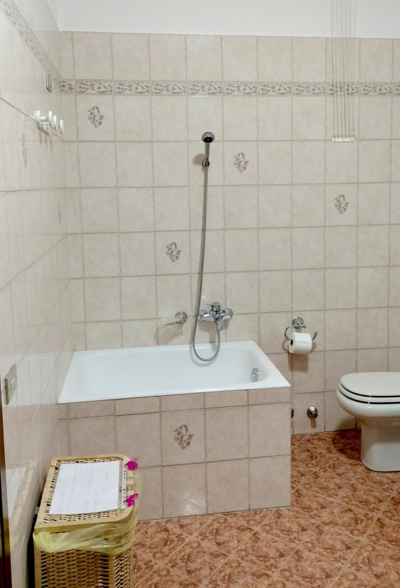 Casa Vacanze Mari, Паратіко Екстер'єр фото